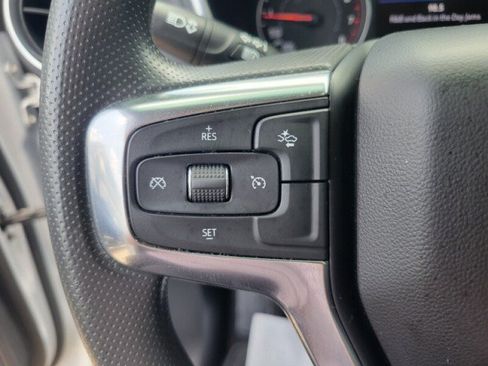 Used 2024 Chevrolet Blazer LT FWD image 18