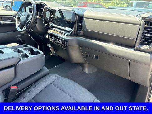 Used 2023 Chevrolet Silverado 1500 LT AWD/4WD image 28