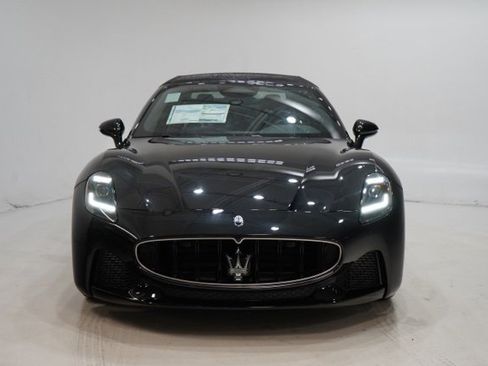 New 2026 Maserati GranCabrio Modena image 2