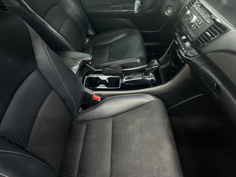 Used 2016 Honda Accord Sport image 28