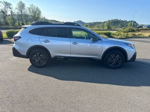 Used 2022 Subaru Outback Onyx Edition XT AWD/4WD image 9