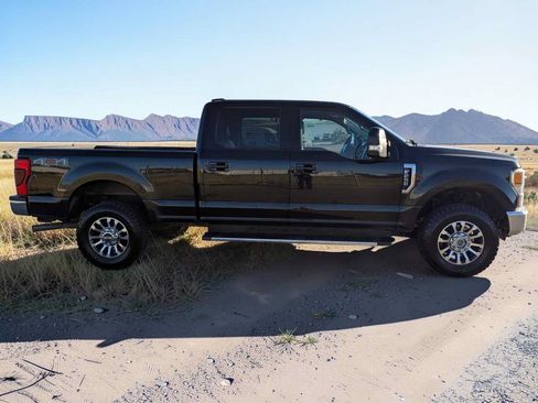 Used 2020 Ford F250 Lariat w/ Lariat Value Package AWD/4WD image 7