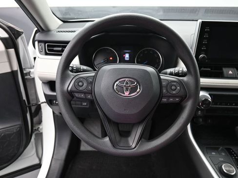 Used 2020 Toyota RAV4 XLE w/ Convenience Package AWD/4WD image 18