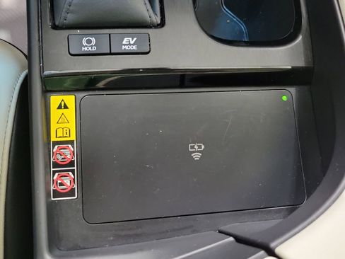 Used 2024 Lexus ES 300h w/ Premium Package FWD image 40