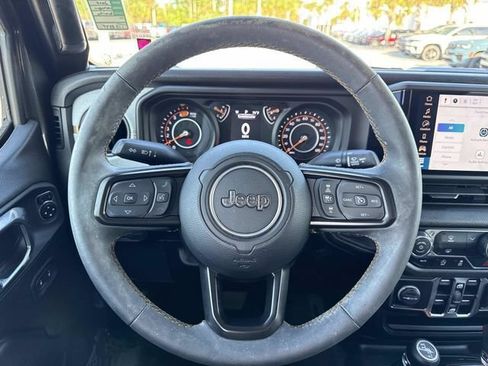 Used 2025 Jeep Wrangler Unlimited Sport AWD/4WD image 14