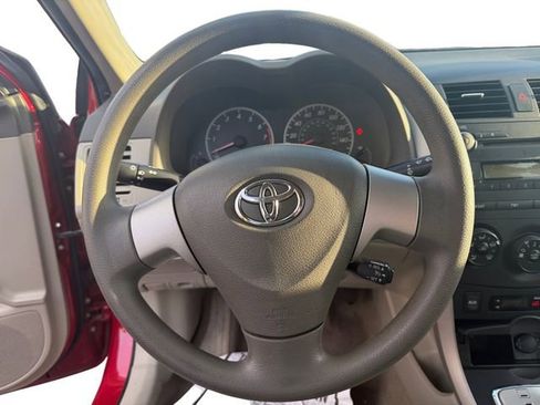 Used 2010 Toyota Corolla LE FWD image 11