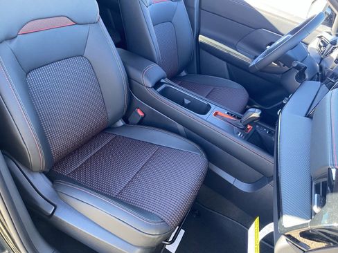 New 2026 Nissan Kicks SR FWD image 11