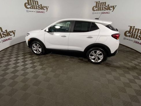 Used 2024 Buick Encore GX Preferred AWD/4WD image 5