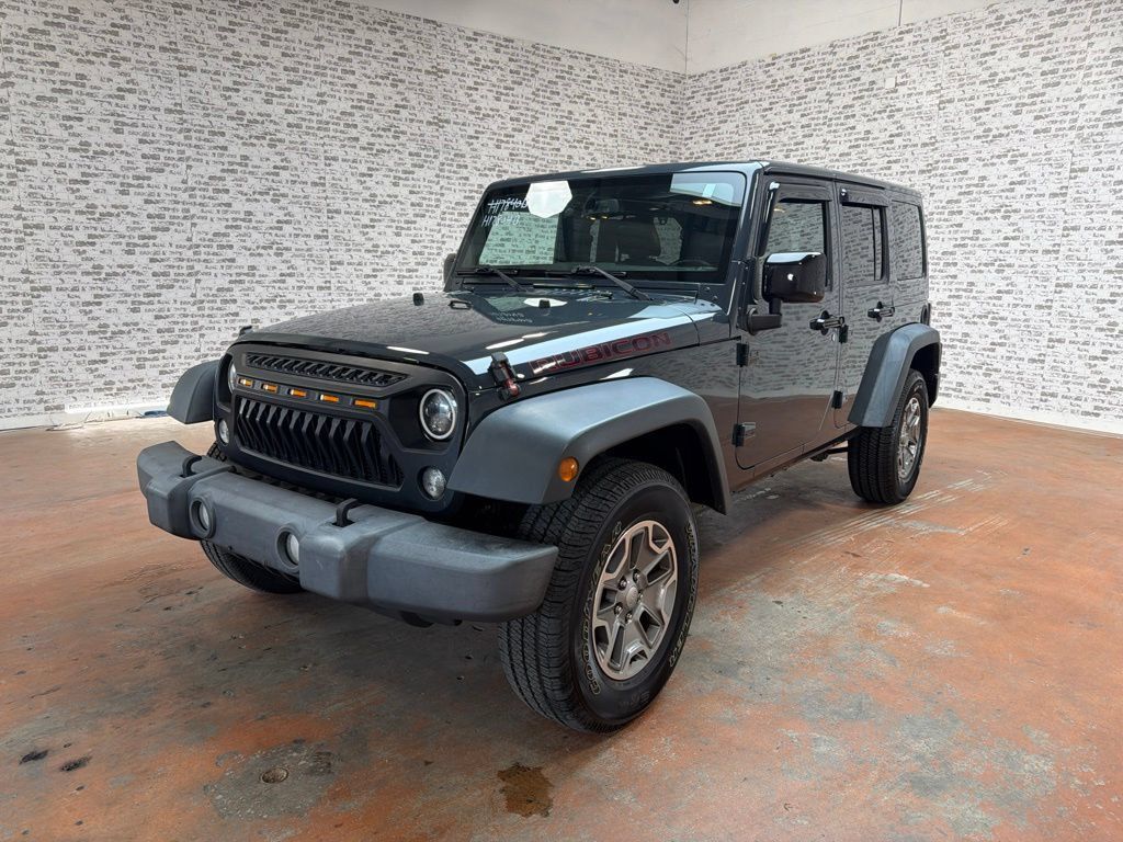 Used 2016 Jeep Wrangler Unlimited Rubicon w/ Connectivity Group AWD/4WD image 3