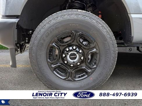 New 2026 Ford F250 XL w/ FX4 Off-Road Package image 9