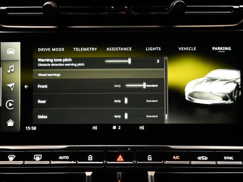 Used 2025 Aston Martin V8 Vantage image 92