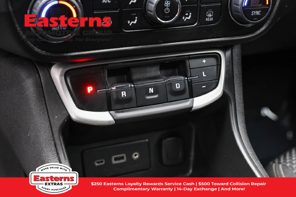 Used 2023 GMC Terrain SLE w/ Driver Convenience Package AWD/4WD image 14
