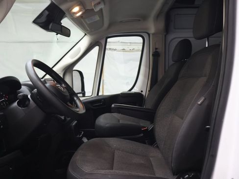Used 2022 RAM ProMaster 2500 FWD image 14