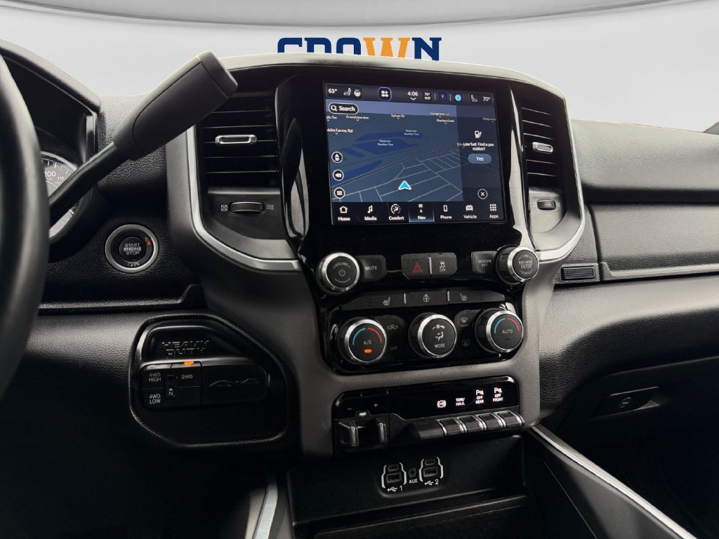 Used 2024 RAM 3500 Big Horn w/ Night Edition AWD/4WD image 16