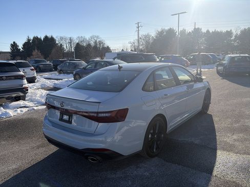 New 2026 Volkswagen Jetta GLI Autobahn image 4