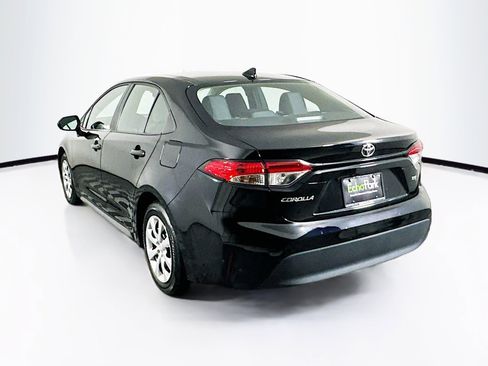 Used 2025 Toyota Corolla LE image 5