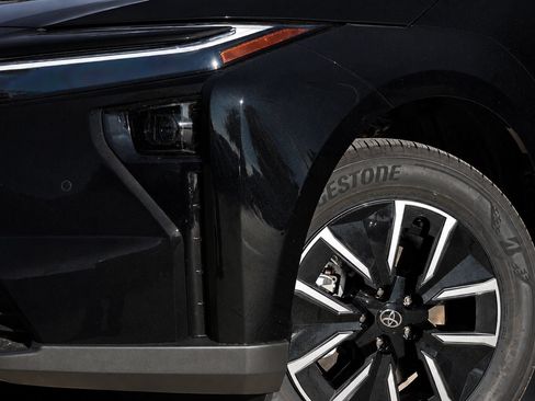 New 2026 Toyota bZ FWD image 10
