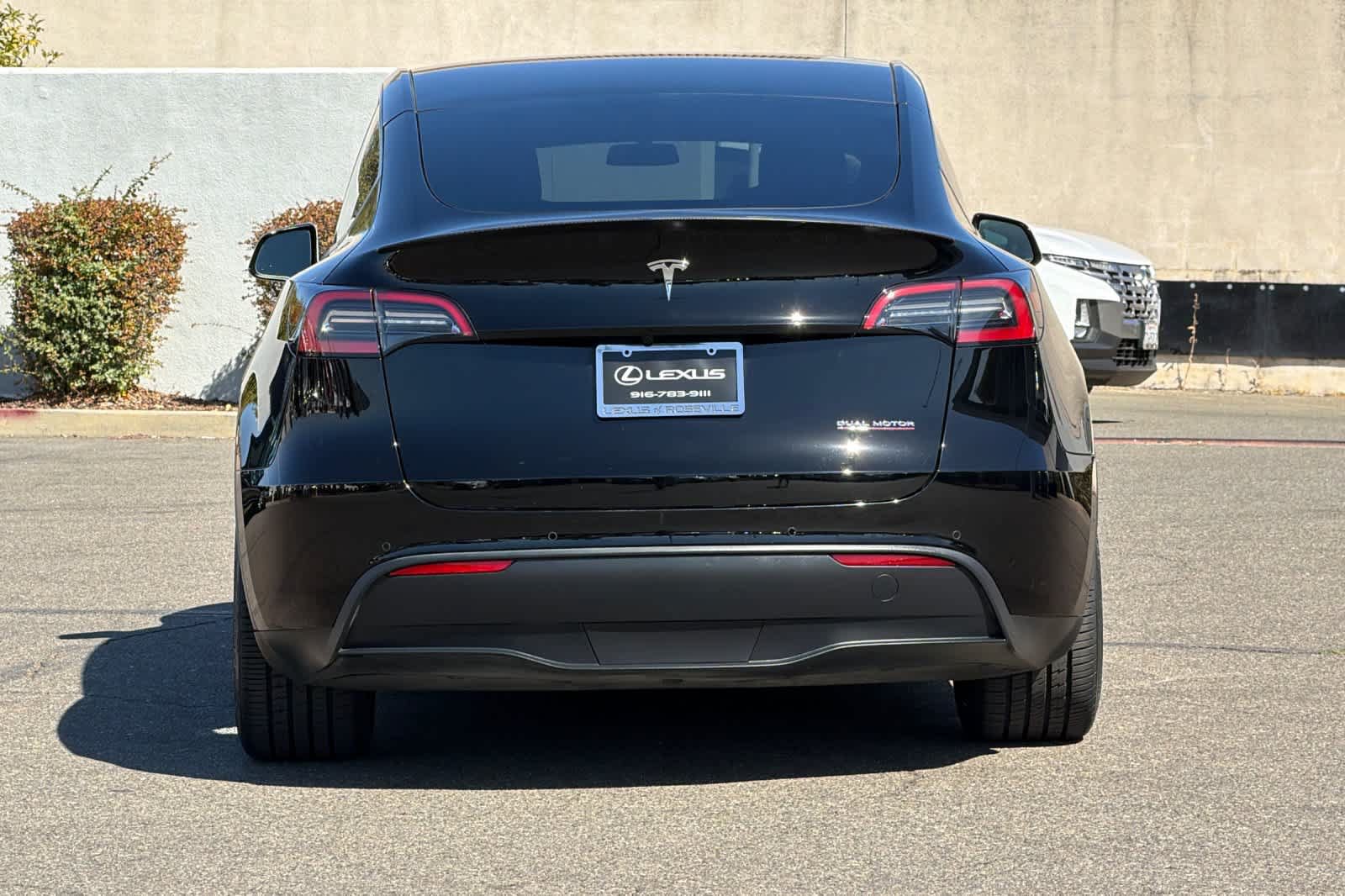 Used 2022 Tesla Model Y Performance AWD/4WD image 8