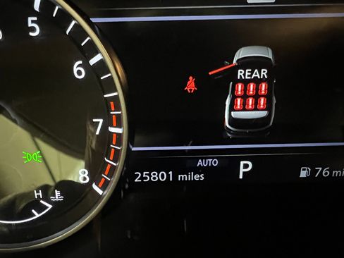 Used 2025 Nissan Pathfinder SL image 38