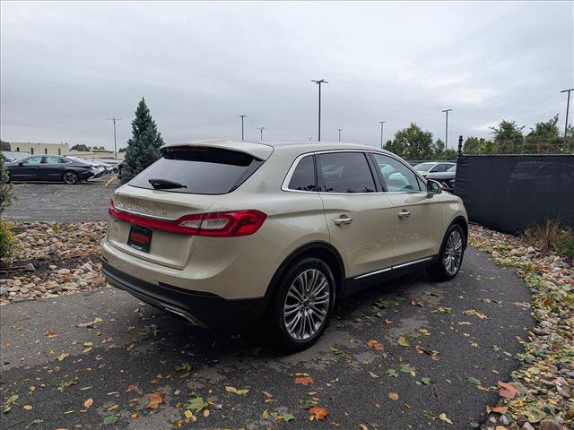 Used 2018 Lincoln MKX Reserve w/ Driver Assistance Package FWD image 5