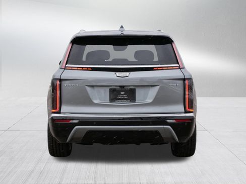 Used 2026 Cadillac Vistiq Luxury AWD/4WD image 5