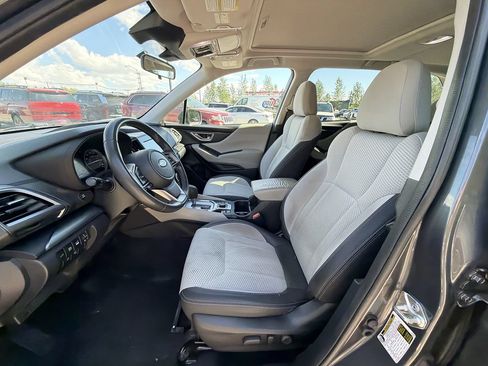 Used 2022 Subaru Forester Premium AWD/4WD image 13