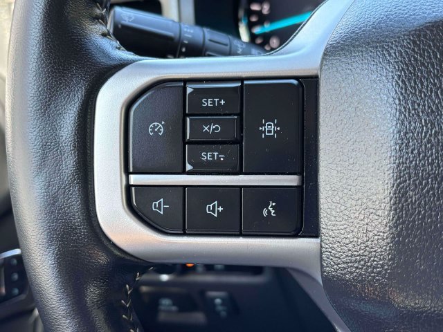 Used 2024 Ford Expedition XLT AWD/4WD image 18