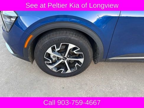 Used 2023 Kia Sportage EX FWD image 4