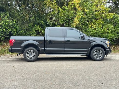 Used 2015 Ford F150 Lariat image 4