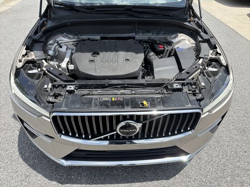 Certified 2023 Volvo XC60 B5 Plus AWD/4WD image 36