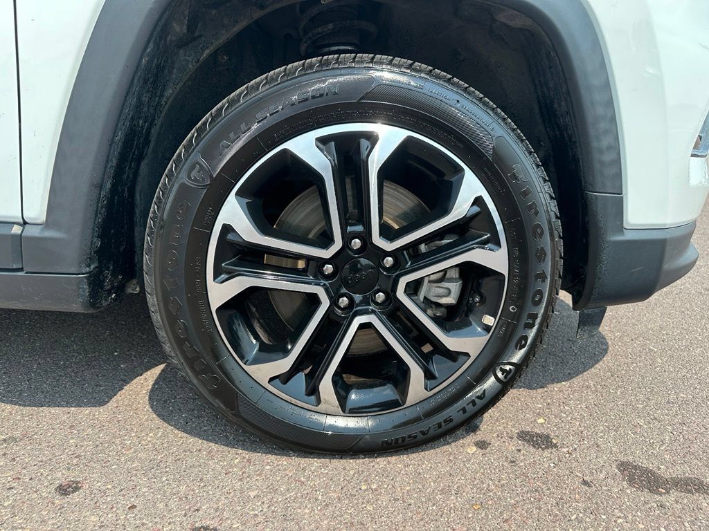 Used 2024 Jeep Compass Limited AWD/4WD image 39