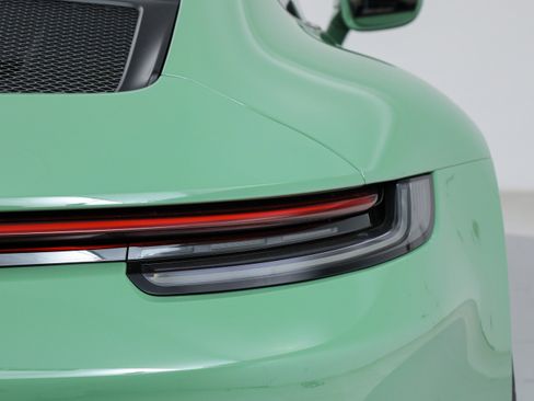 Used 2022 Porsche 911 GT3 image 18