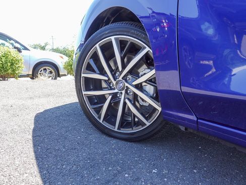 Certified 2024 Subaru Impreza 2.0i Sport AWD/4WD image 9