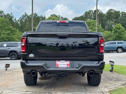 New 2026 RAM 1500 Express AWD/4WD image 6