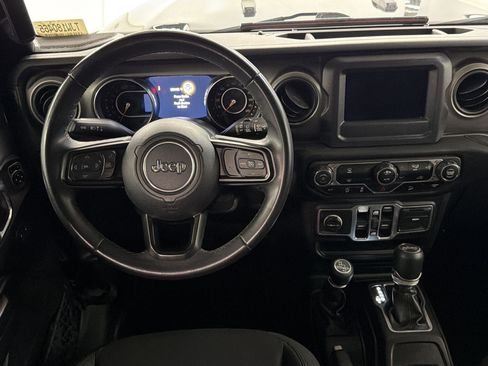 Used 2018 Jeep Wrangler Unlimited Sport S AWD/4WD image 28