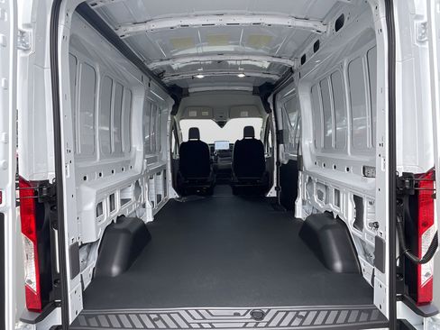 New 2026 Ford Transit 150 148 Medium Roof RWD image 9