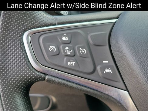 Used 2024 Chevrolet Equinox LS w/ LS Convenience Package AWD/4WD image 17