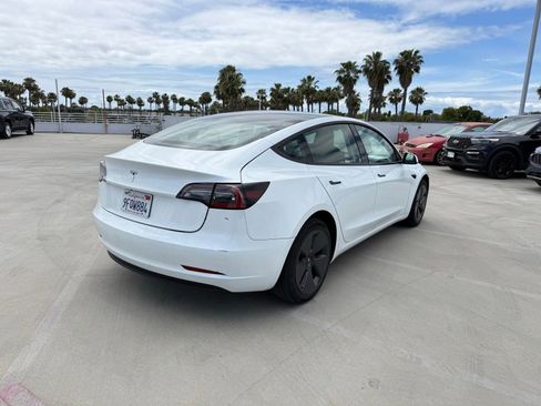 Used 2023 Tesla Model 3 Standard Range RWD image 3