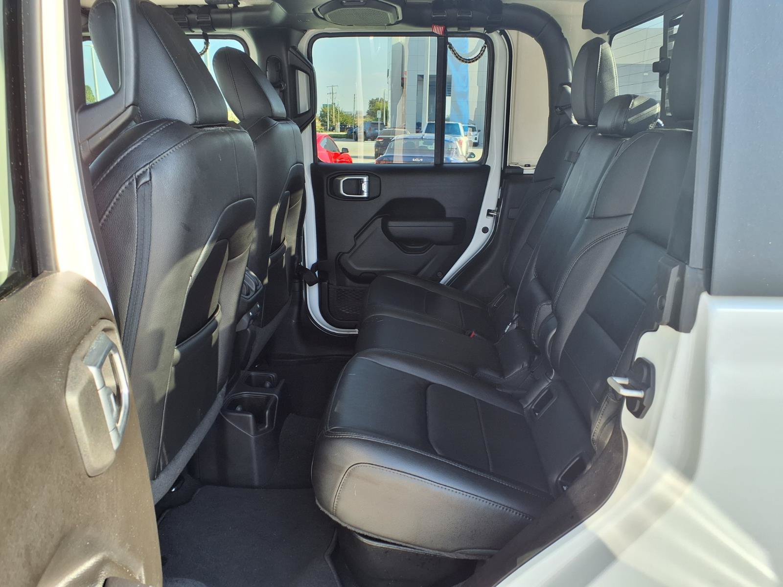 Used 2023 Jeep Gladiator Sport AWD/4WD image 25