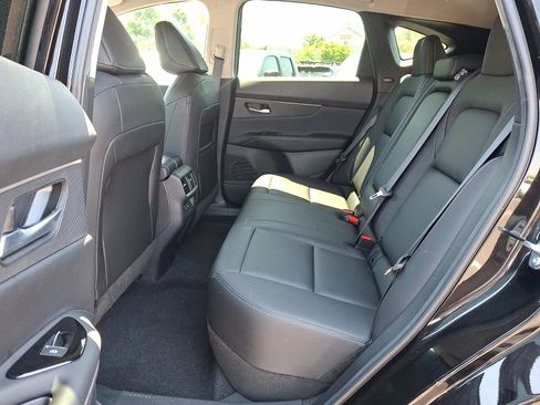 Certified 2025 Nissan Murano SV AWD/4WD image 10