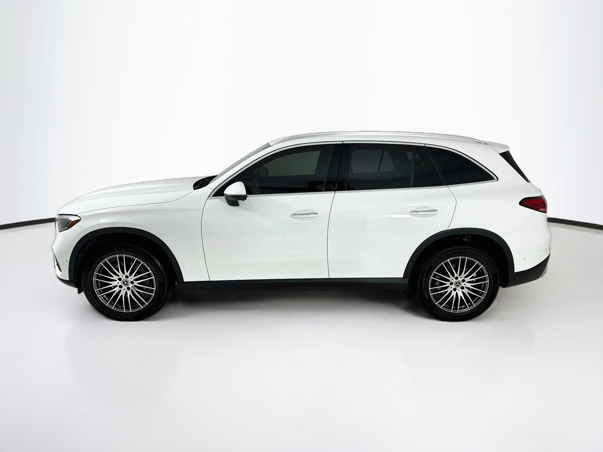 Certified 2026 Mercedes-Benz GLC 300 image 5