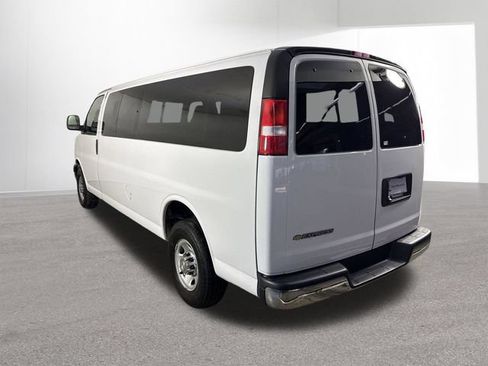 Used 2024 Chevrolet Express 3500 LT w/ LT Preferred Equipment Group RWD image 33