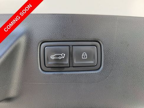 Used 2025 Hyundai Santa Fe Limited FWD image 13