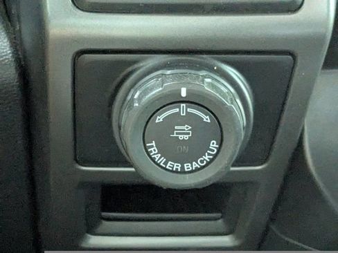 Used 2016 Ford F150 XLT w/ Equipment Group 302A Luxury AWD/4WD image 24