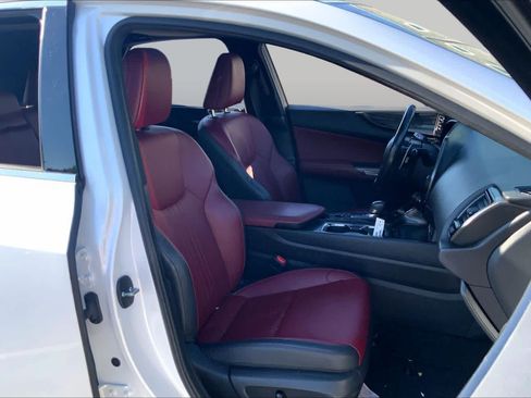 Used 2023 Lexus NX 250 FWD image 9
