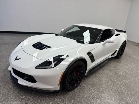 Used 2019 Chevrolet Corvette Z06 image 28