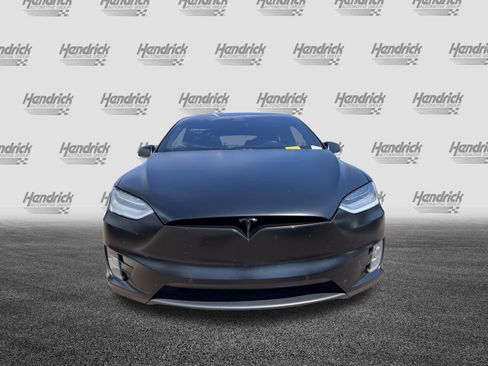 Used 2020 Tesla Model X Long Range AWD/4WD image 3