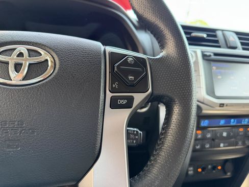 Used 2016 Toyota 4Runner Limited AWD/4WD image 19