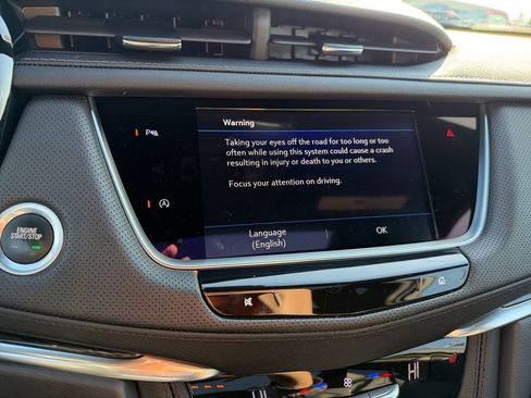 Used 2024 Cadillac XT5 Premium Luxury image 19