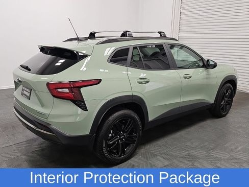 Used 2025 Chevrolet Trax ACTIV w/ Sunroof Package FWD image 10